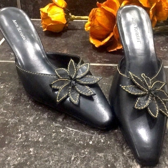 Floral Black Ann Kristal Heels - Size 8 Medium - Picture 1 of 5